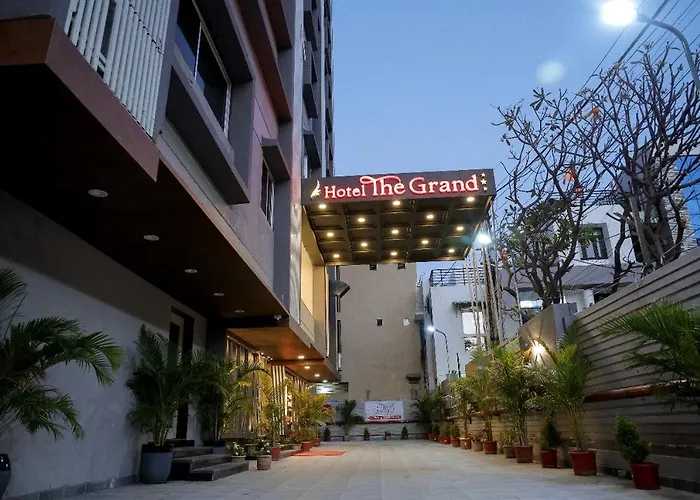 Hotel The Grand Indore